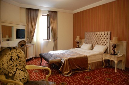  Atropat Otel